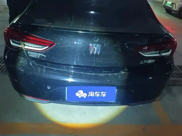 Buick Regal — Фото автомобиля 4