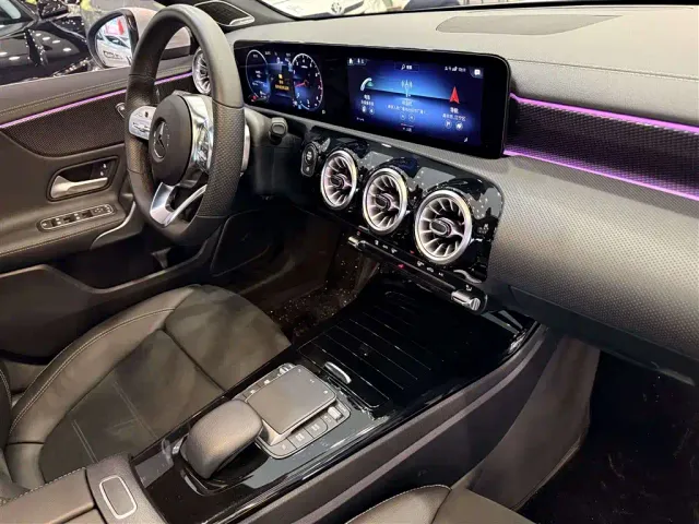 Mercedes-Benz A-Class — Фото автомобиля 22