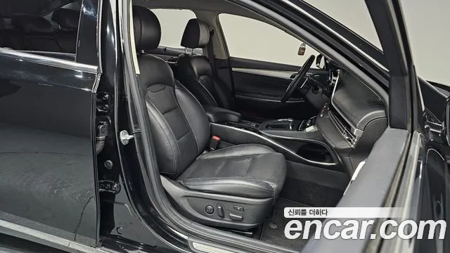 Hyundai Grandeur Новый Grandeur IG 3.0 LPi (Для проката) — Фото автомобиля 10