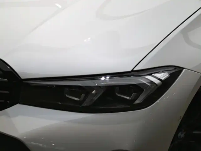 BMW 3 Series — Фото автомобиля 24