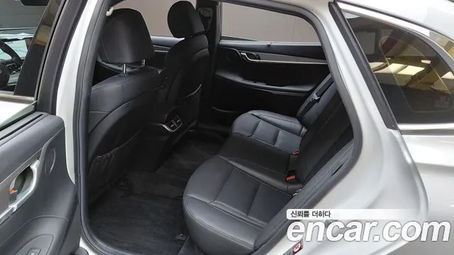 Hyundai Grandeur Grandeur (New) — Фото автомобиля 12
