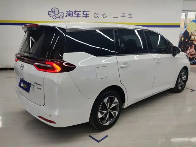 GAC Trumpchi M6 — Фото автомобиля 3
