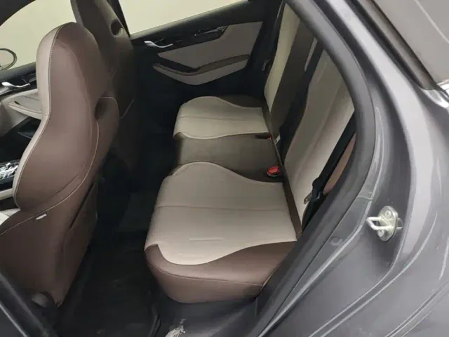 BYD Qin PLUS — Фото автомобиля 16
