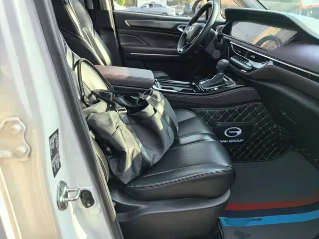 GAC Trumpchi M6 — Фото автомобиля 24