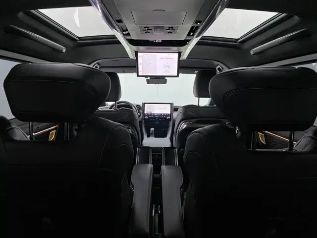 Toyota Vellfire — Фото автомобиля 28