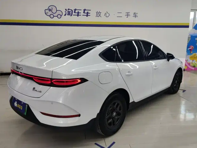 BYD Qin PLUS — Фото автомобиля 3