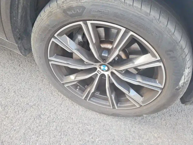 BMW X5 — Фото автомобиля 6