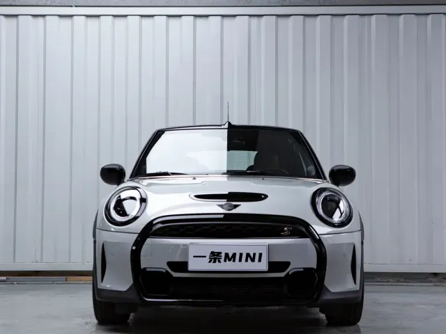 MINI Hatch — Фото автомобиля 6