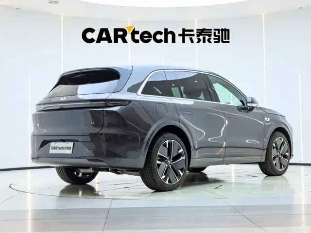 Li Auto L6 — Фото автомобиля 7