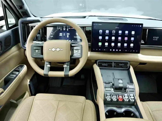 BYD FangChengBao Leopard 5 — Фото автомобиля 14