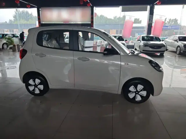 Wuling Hongguang Mini EV — Фото автомобиля 8
