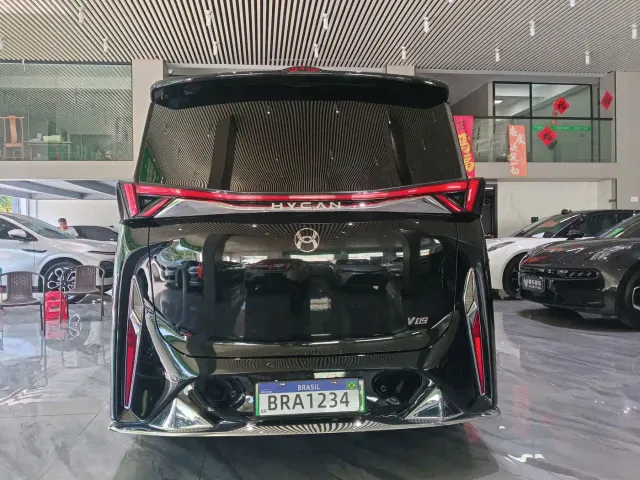 Hycan V09 — Фото автомобиля 27