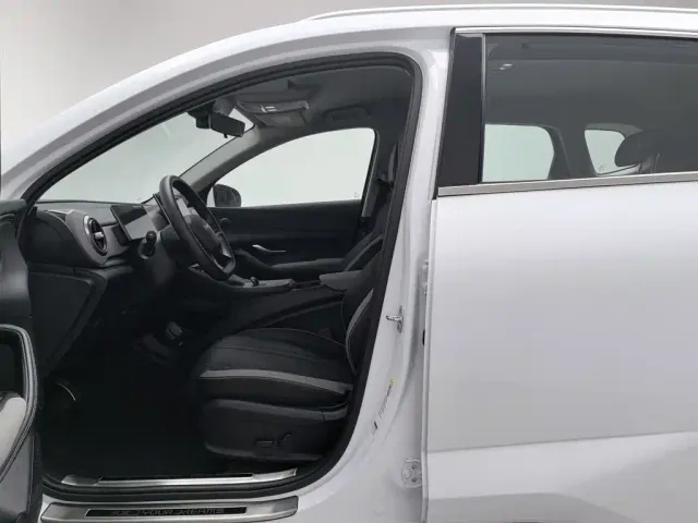 BYD Seal 05 DM-i — Фото автомобиля 10