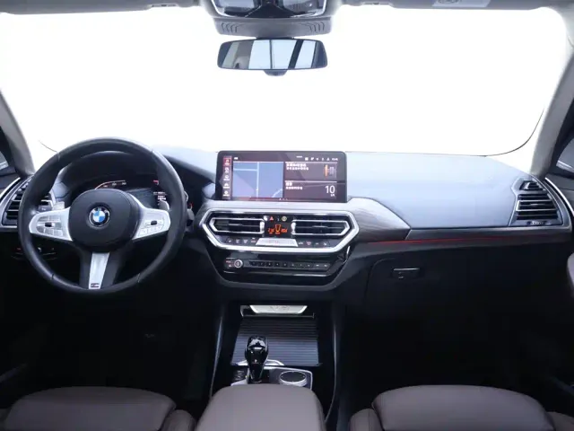 BMW X3 — Фото автомобиля 13