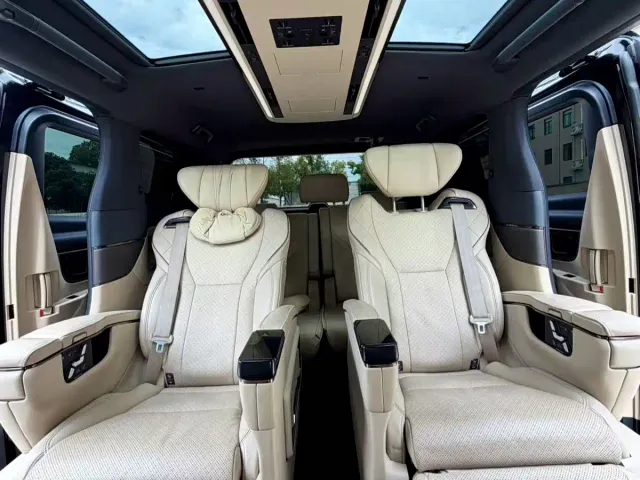 Toyota Vellfire — Фото автомобиля 5