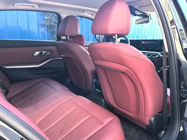 BMW 3 Series — Фото автомобиля 8
