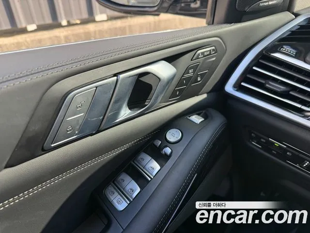 BMW X7 G07 — Фото автомобиля 11