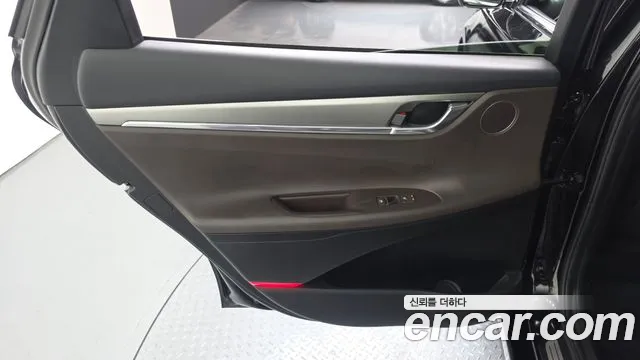 Hyundai Grandeur New — Фото автомобиля 14