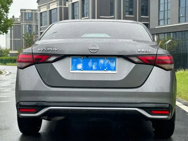 Nissan Sylphy — Фото автомобиля 3