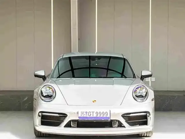 Porsche 911 — Фото автомобиля 10