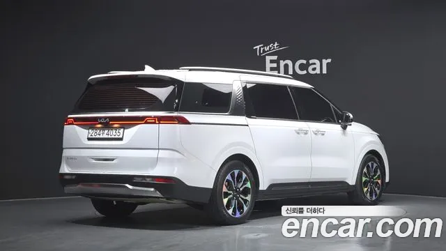 Kia Carnival 4th Gen — Фото автомобиля 2