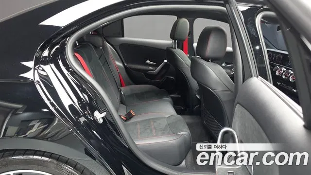 Mercedes-Benz A-Class W177 — Фото автомобиля 17