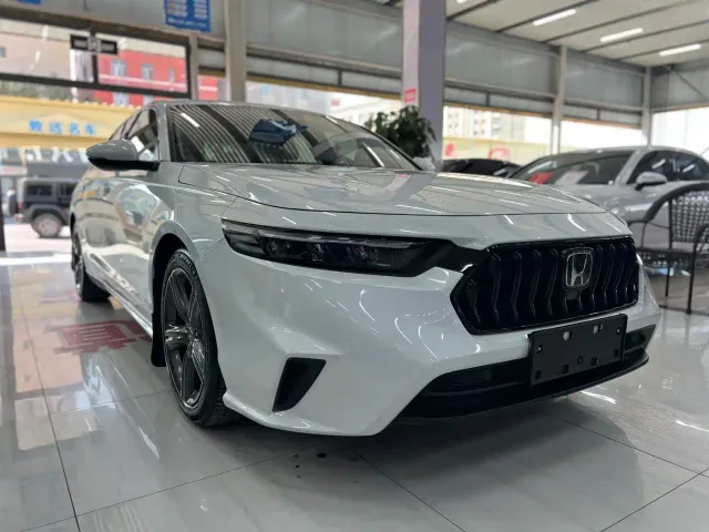 Honda Inspire — Фото автомобиля 3