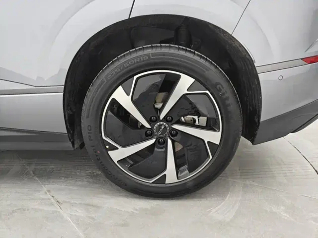 BYD Sealion 06 — Фото автомобиля 9