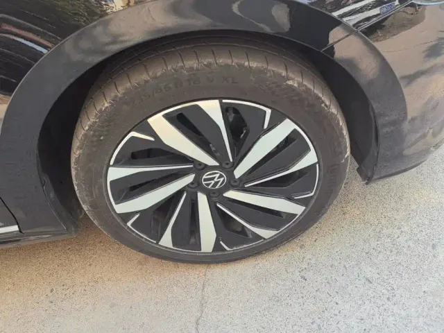 Volkswagen Passat — Фото автомобиля 6