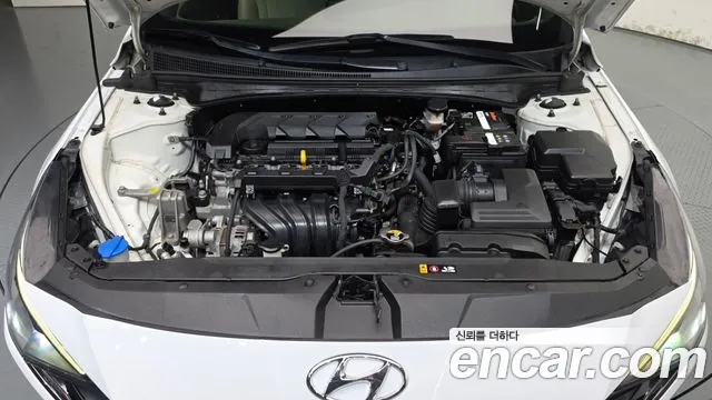 Hyundai Avante — Фото автомобиля 6