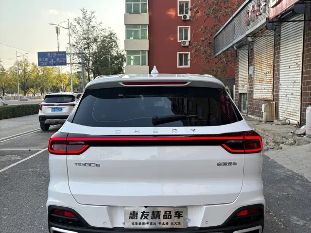 Chery Tiggo 8 — Фото автомобиля 5