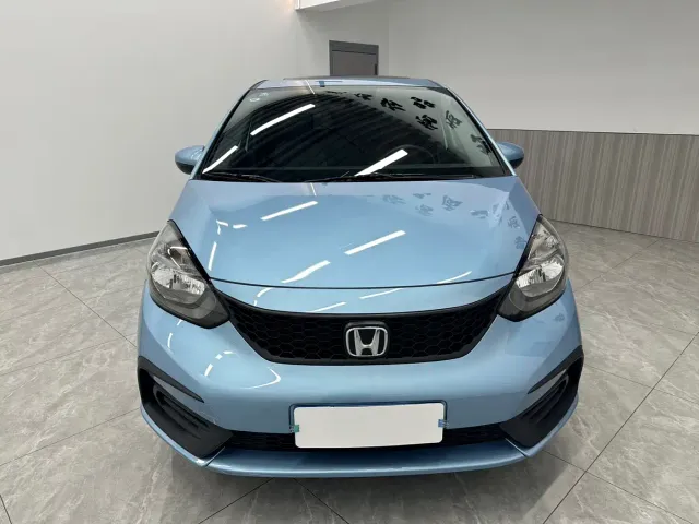 Honda Fit — Фото автомобиля 2