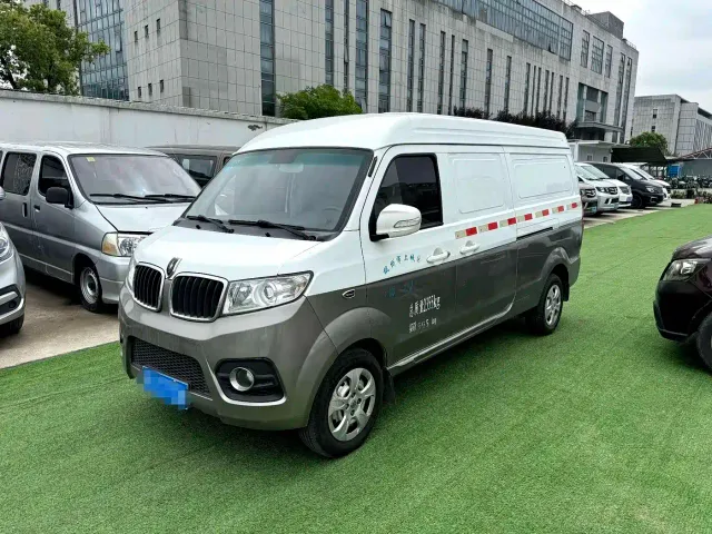 Фотография автомобиля — Jinbei New Hiace X30L