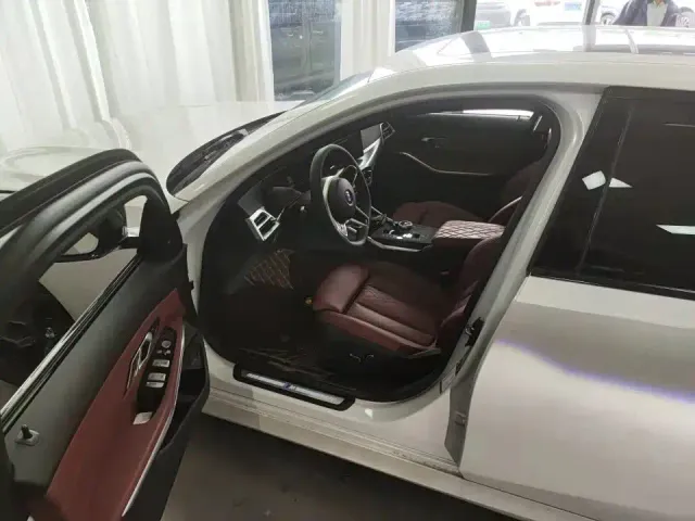 BMW 3 Series — Фото автомобиля 5