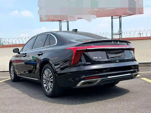 Hongqi H5 — Фото автомобиля 9