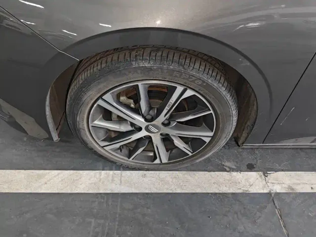 Geely Emgrand — Фото автомобиля 22
