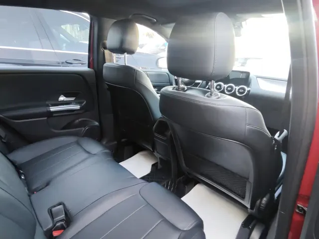 Mercedes-Benz B-Class — Фото автомобиля 13