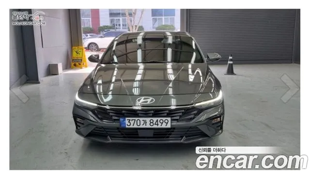Hyundai Avante CN7 — Фото автомобиля 3