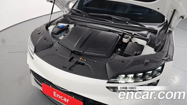 Genesis GV60 — Фото автомобиля 9