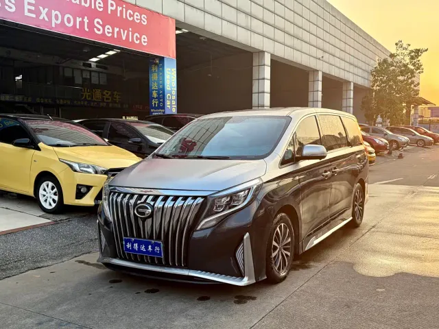 Фотография автомобиля — GAC Trumpchi M8