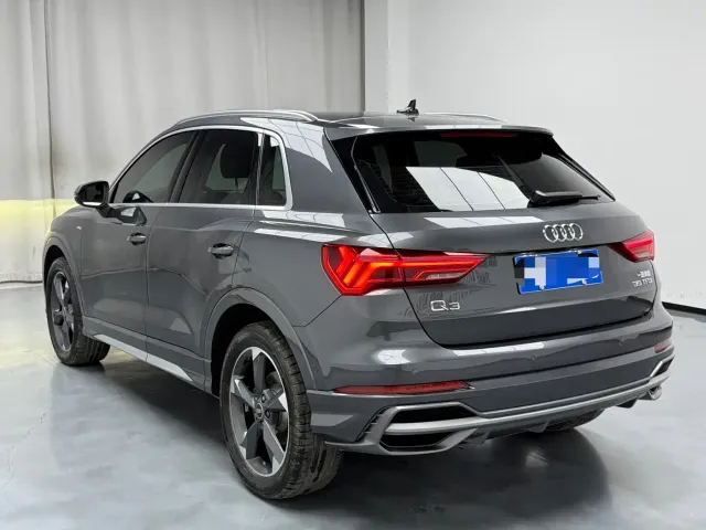 Audi Q3 — Фото автомобиля 15