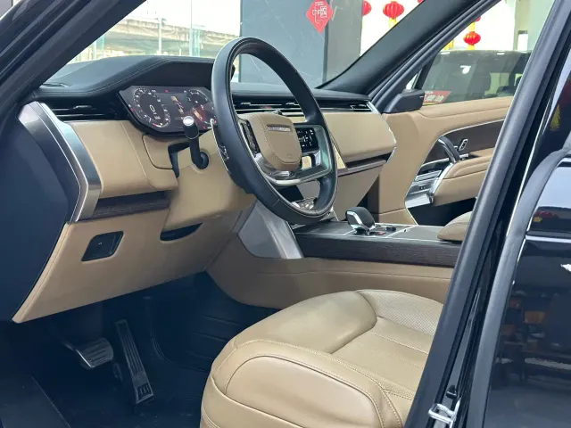 Land Rover Range Rover — Фото автомобиля 4