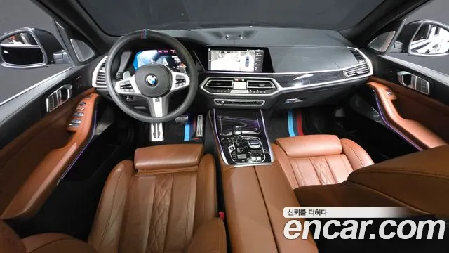 BMW X7 — Фото автомобиля 6
