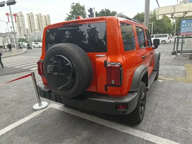Tank Tank 300 2023 Off-Road Edition 2.0T Challenger — Фото автомобиля 6