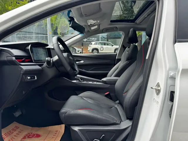 Geely Binrui — Фото автомобиля 5