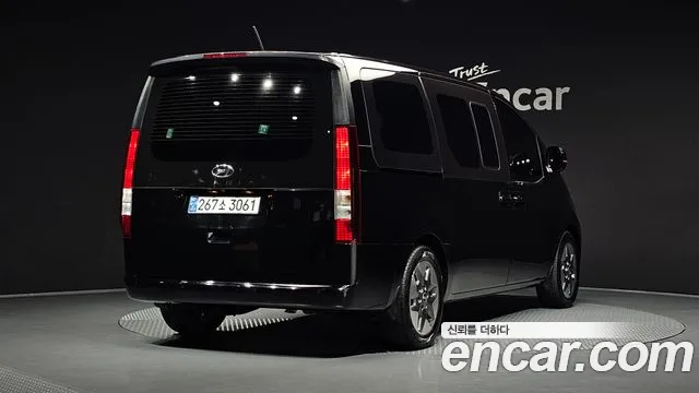Hyundai Staria — Фото автомобиля 2