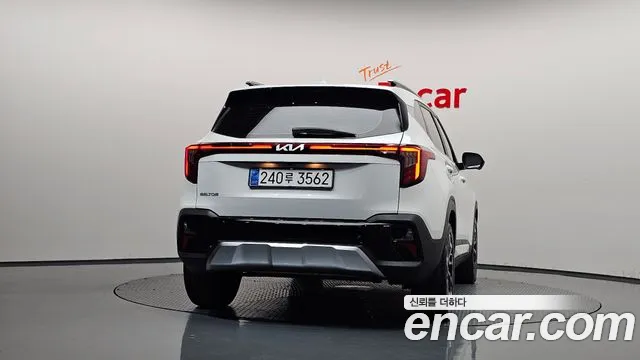 Kia Seltos New — Фото автомобиля 4