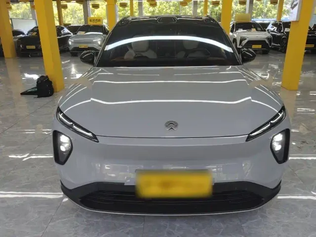 Nio ES6 — Фото автомобиля 2