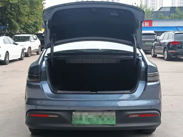BYD Seal 05 DM-i — Фото автомобиля 8