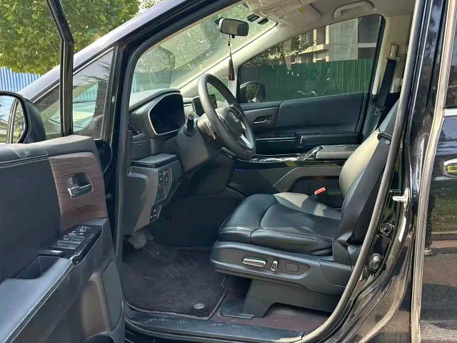 Honda Odyssey — Фото автомобиля 5